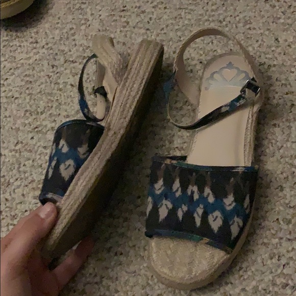 Don’t fit me anymore - Picture 2 of 2